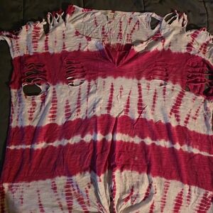 Lucky Brand Red and White Tie-Dye Cutout Tee